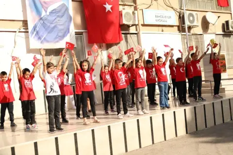 Bahçelievler İlkokulu - 29 EKİM CUMHURİYET BAYRAMI 2023