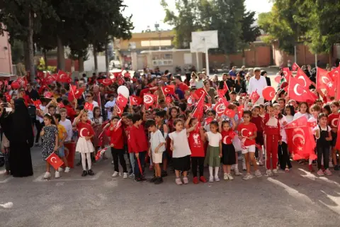 Bahçelievler İlkokulu - 29 EKİM CUMHURİYET BAYRAMI 2023