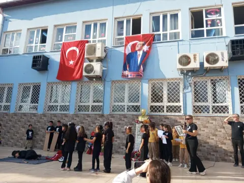 Bahçeşehir İlkokulu - Albüm