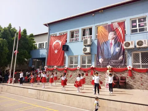 Bahçeşehir İlkokulu - 23 nisan