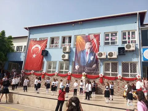 Bahçeşehir İlkokulu - 23 nisan