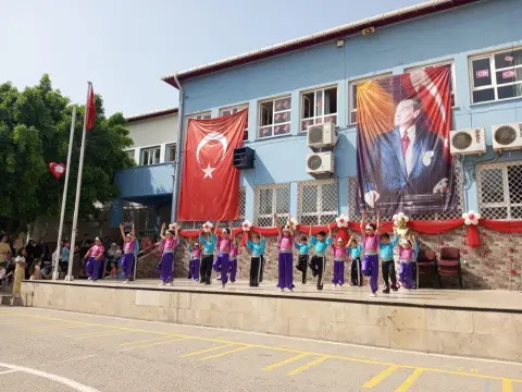 Bahçeşehir İlkokulu - 23 nisan