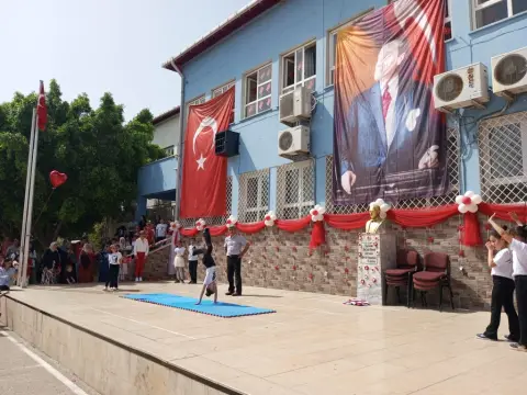 Bahçeşehir İlkokulu - 23 nisan