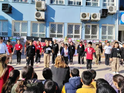 Bahçeşehir İlkokulu - Albüm