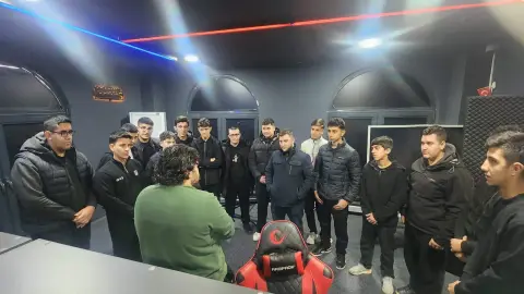 Seyhan Mesleki Eğitim Merkezi - Albüm
