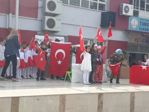 Turgut Reis İlkokulu - 12 MART MEHMET AKİF ERSOYU ANMA VE İSTİKLAL MARŞININ KABULÜ