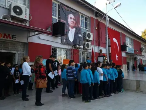 Turgut Reis İlkokulu - 10 KASIM ATATÜRKÜ ANMA GÜNÜ