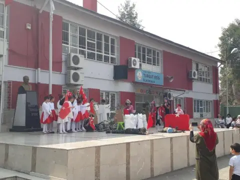 Turgut Reis İlkokulu - 12 MART MEHMET AKİF ERSOYU ANMA VE İSTİKLAL MARŞININ KABULÜ