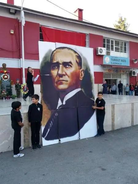 Turgut Reis İlkokulu - 10 KASIM ATATÜRKÜ ANMA GÜNÜ