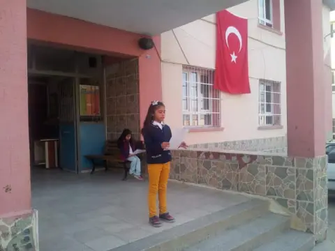 Sinanpaşa İlkokulu - 29 Ekim Cumhuriyet Bayramı