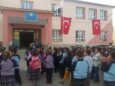 Sinanpaşa İlkokulu - 29 Ekim Cumhuriyet Bayramı