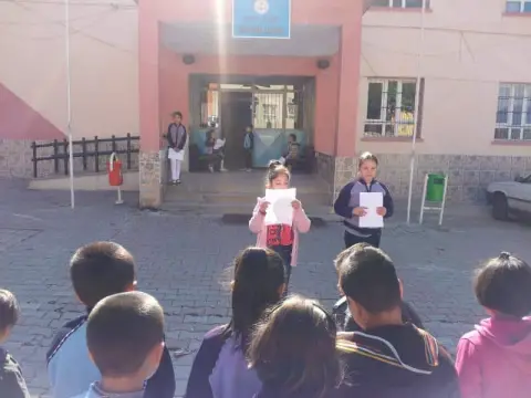 Sinanpaşa İlkokulu - 29 Ekim Cumhuriyet Bayramı