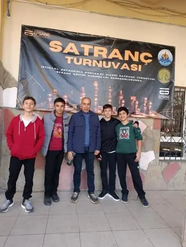 Süreyya Nihat Oral Ortaokulu - SPORDAKİ BAŞARILAR