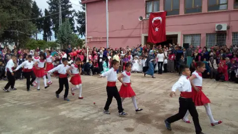 Suluca İlkokulu - 23 NİSAN