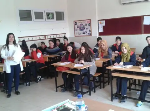 Şehit Zeynep Sağır Anadolu Lisesi - OKUL FOTO