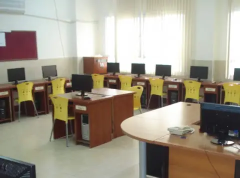 Şehit Zeynep Sağır Anadolu Lisesi - OKUL FOTO