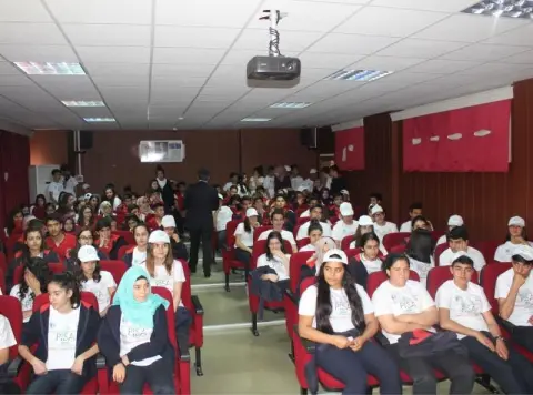 Şehit Zeynep Sağır Anadolu Lisesi - OKUL FOTO
