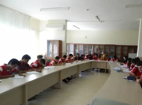 Şehit Zeynep Sağır Anadolu Lisesi - OKUL FOTO