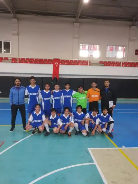 Talat Hacıbekiroğlu İlkokulu - FUTBOL TAKIMI