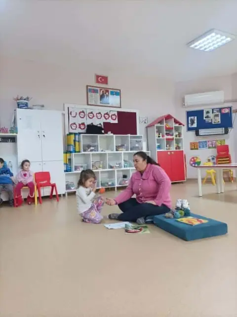 Şehit Ergün Karaca Anaokulu - Etkileşimli kitap okuma çalışmaları