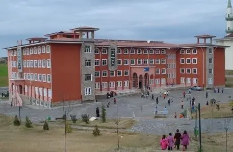 TOKİ Şehit Bahattin Kalaycı İlkokulu - galeri