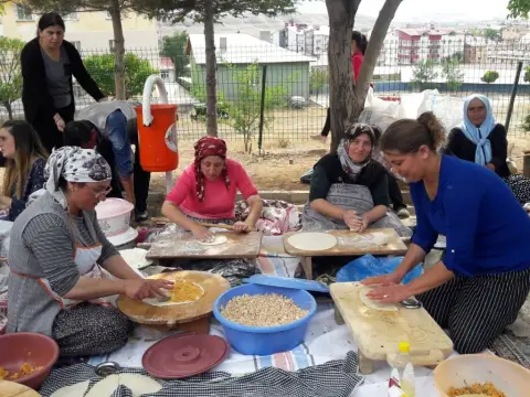 Cumhuriyet İlkokulu - KERMES