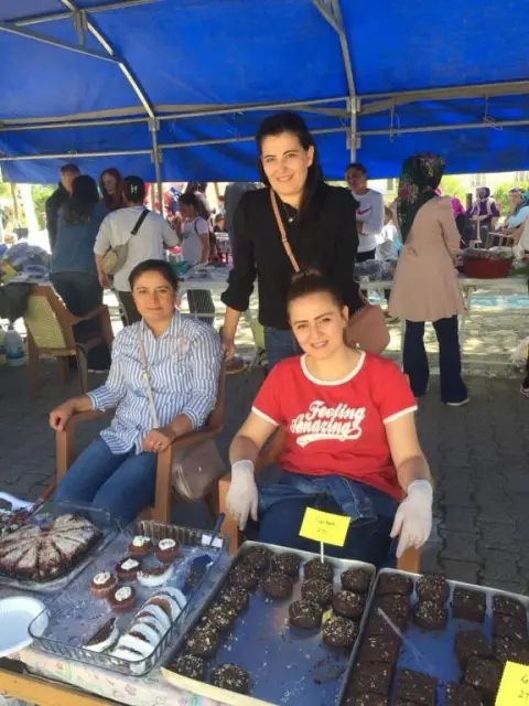 Cumhuriyet İlkokulu - KERMES