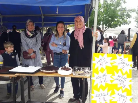Cumhuriyet İlkokulu - KERMES