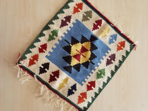 Tufanbeyli Halk Eğitimi Merkezi - Yöresel Kilim Dokuma