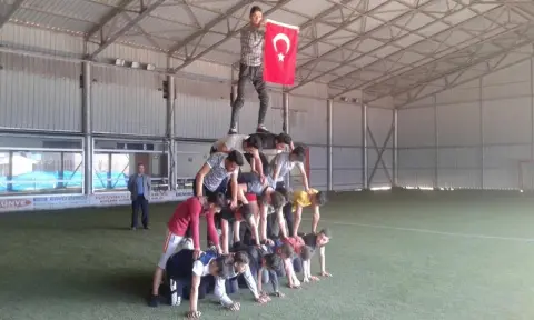 Tufanbeyli Anadolu İmam Hatip Lisesi - Cumhuriyet Jimnastik Çalışmaları 2019