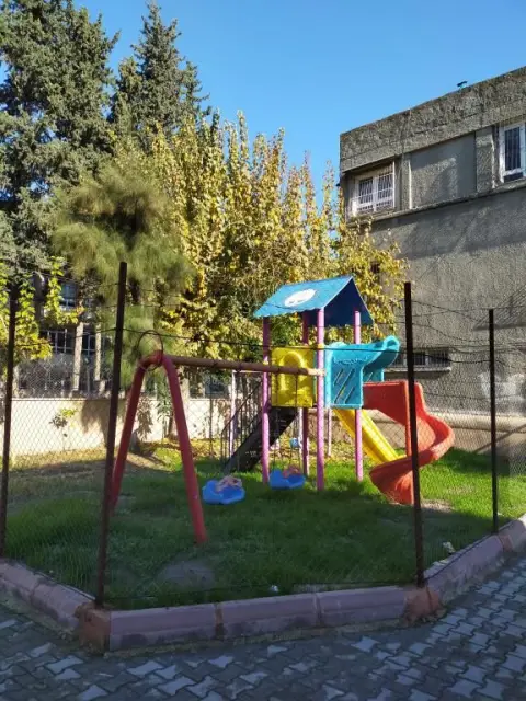 Turhan Cemal Beriker İlkokulu - okulumuz
