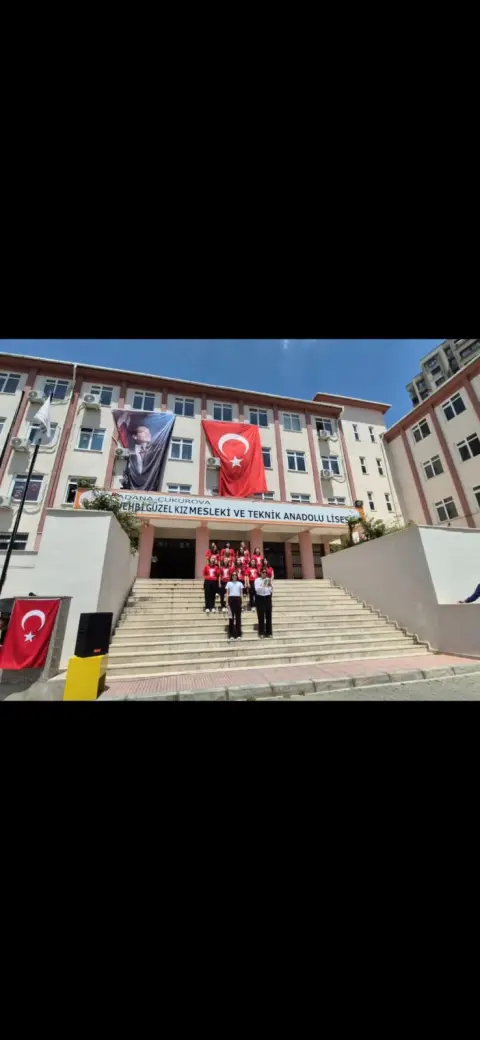 Vehbi Güzel Kız Mesleki ve Teknik Anadolu Lisesi - Albüm
