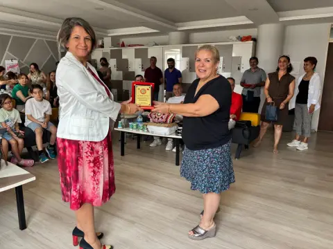 Vehbi Güzel Kız Mesleki ve Teknik Anadolu Lisesi - Albüm