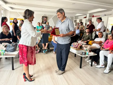 Vehbi Güzel Kız Mesleki ve Teknik Anadolu Lisesi - Albüm