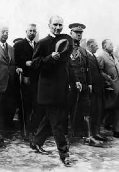 Yağızlar Ortaokulu - ATATÜRK