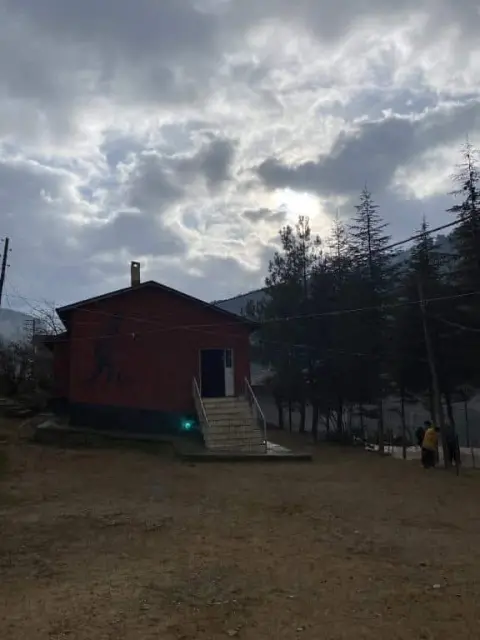 Yardibi İlkokulu - OKULUMUZ
