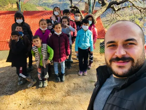 Yardibi Ortaoba İlkokulu - Okulumuz