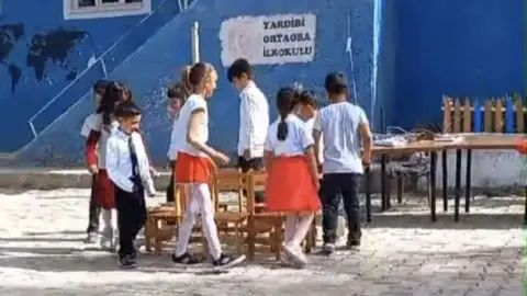 Yardibi Ortaoba İlkokulu - Okulumuz