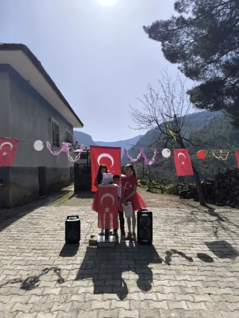 Yardibi Ortaoba İlkokulu - Albüm