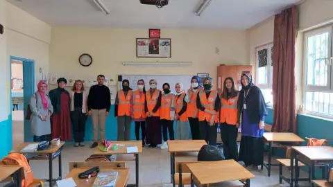 Yarımca İlkokulu - Okulumuz