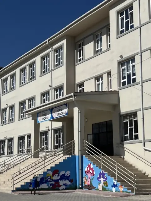 Yemişli İlkokulu - Albüm