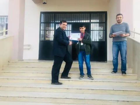 Zeytinli Ortaokulu - Okul